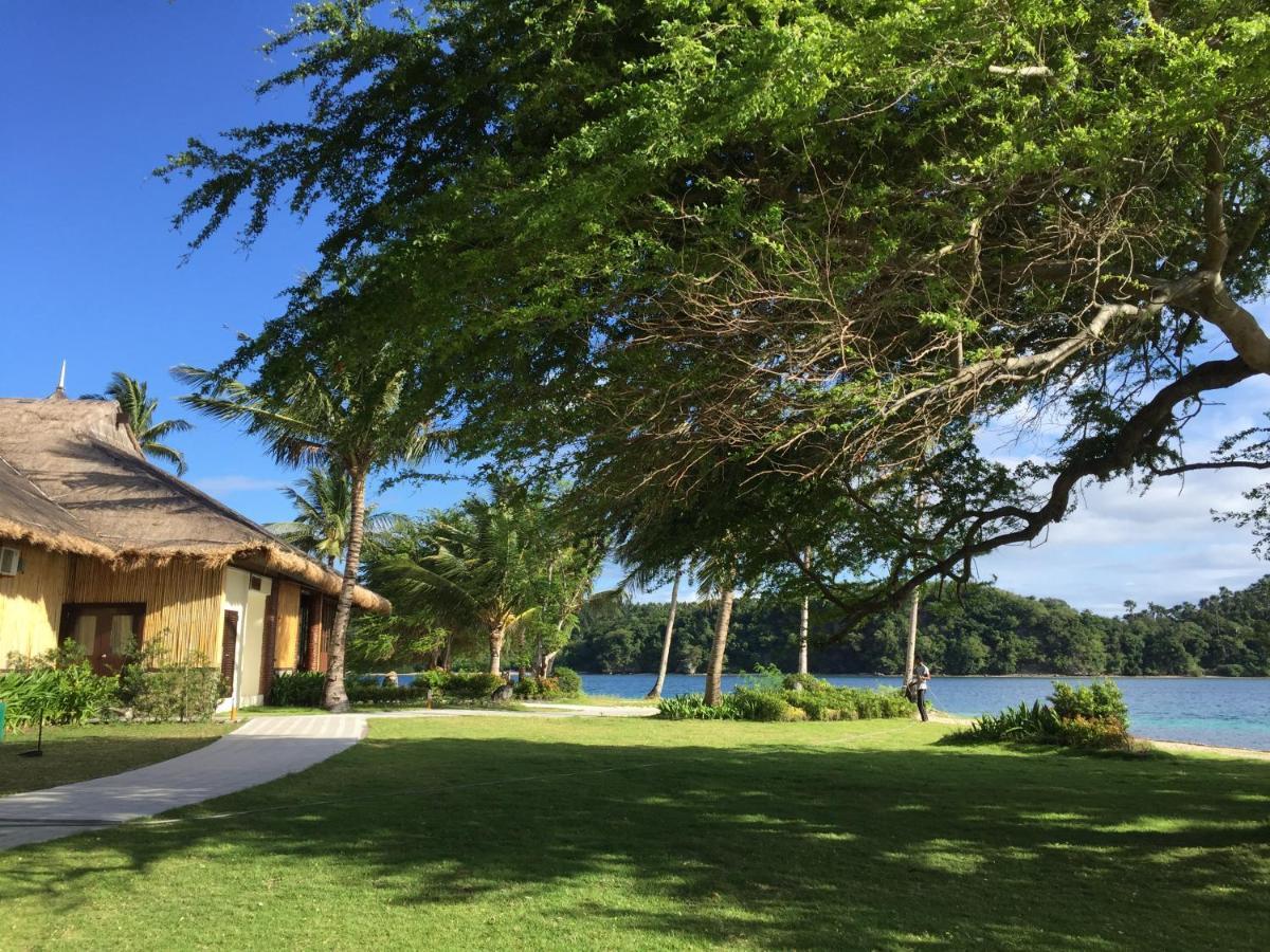 Fridays Puerto Galera Hotel Exterior photo